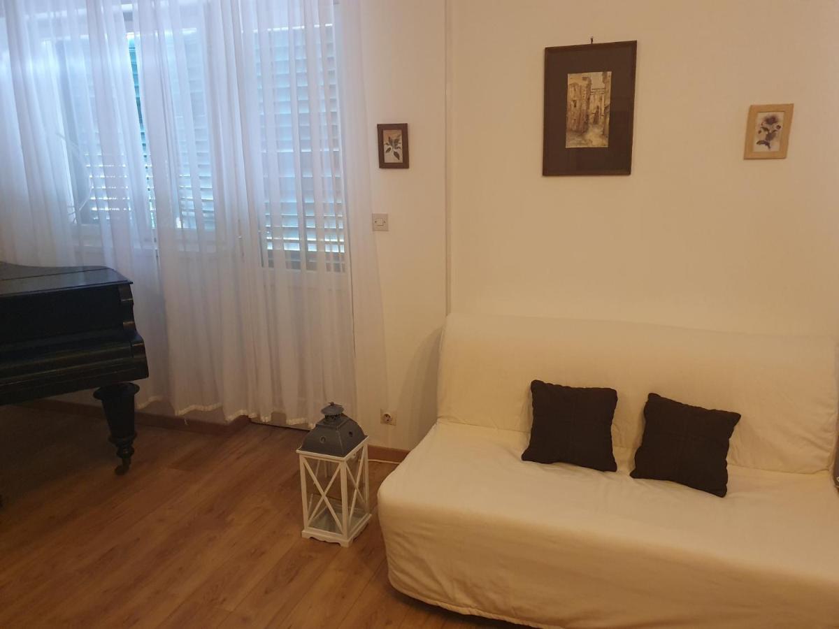 Apartment Lana Trogir Exterior photo